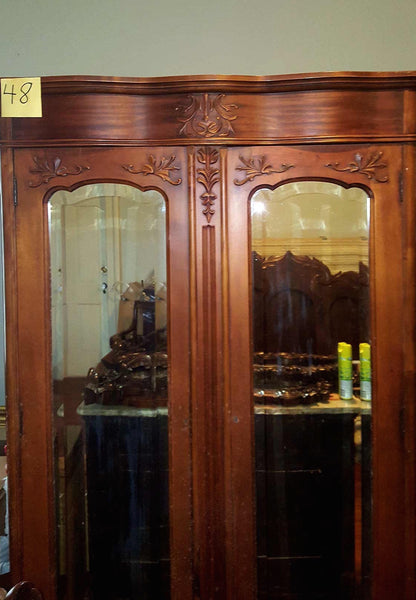 beveled mirror